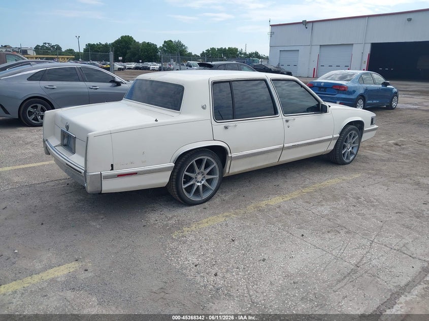 1993 Cadillac De ville VIN 1G6CD53B2P4287343 IAAI salvage auction — NORMAL WEAR, Clear (Florida), sold $325 on 2026-07-08 (photo 4)