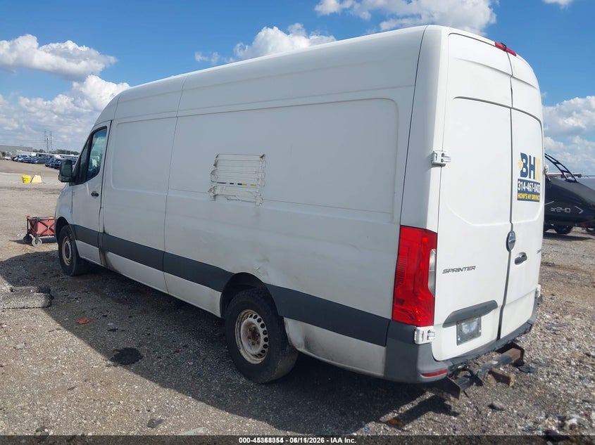 2019 Freightliner Sprinter 2500 VIN WDRPF1CD5KT007299 IAAI salvage auction — FRONT & REAR, Clear (Texas), sold $4,100 on 2026-07-08 (photo 3)