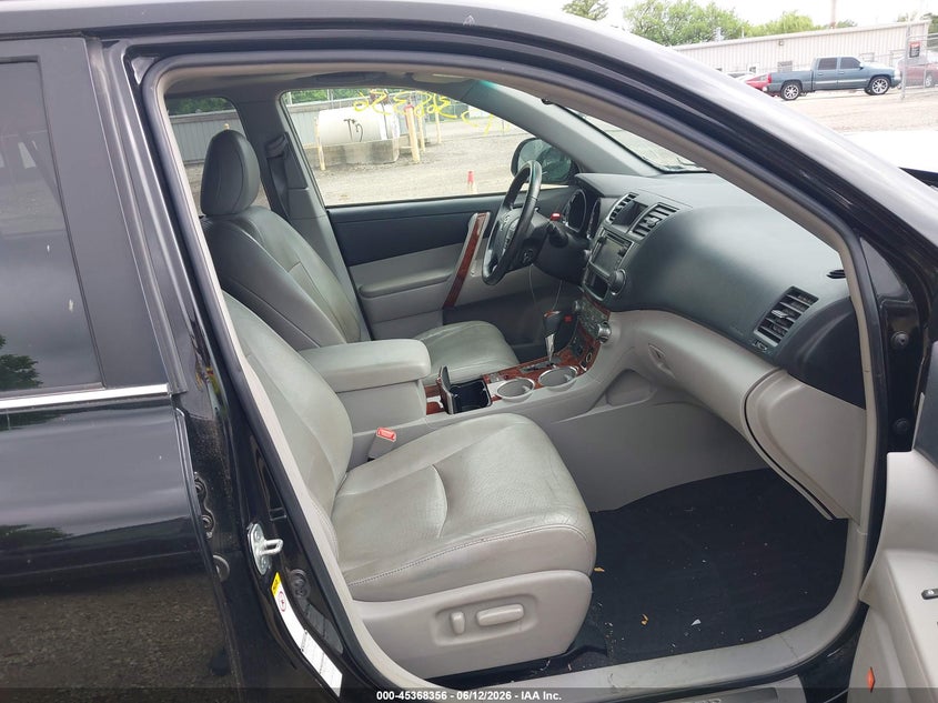 2013 Toyota Highlander VIN 5TDDK3EH0DS217644 IAAI salvage auction — FRONT END, Salvage (Ohio), sold $3,900 on 2026-07-05 (photo 5)