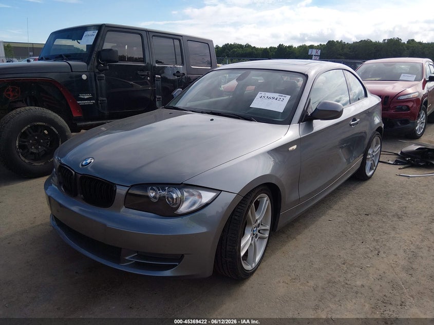 2011 BMW 1er VIN WBAUP7C5XBVP21152 IAAI salvage auction — RIGHT FRONT, Salvage (Ohio), sold $2,425 on 2026-07-24 (photo 2)