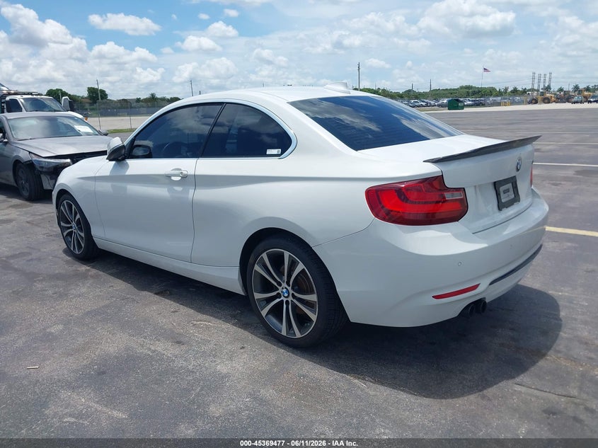 2017 BMW VIN WBA2F9C38HV664723 IAAI salvage auction — UNDERCARRIAGE, Rebuildable (Florida), sold $3,025 on 2026-07-23 (photo 3)
