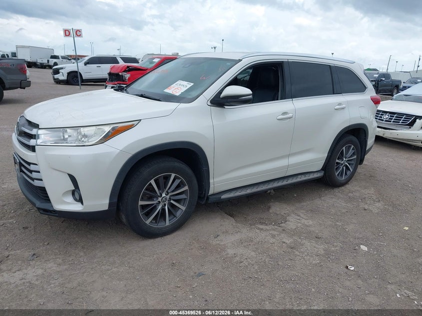 2017 Toyota Highlander VIN 5TDKZRFH7HS520155 IAAI salvage auction — HAIL, Original (Texas), sold $10,275 on 2026-07-15 (photo 2)