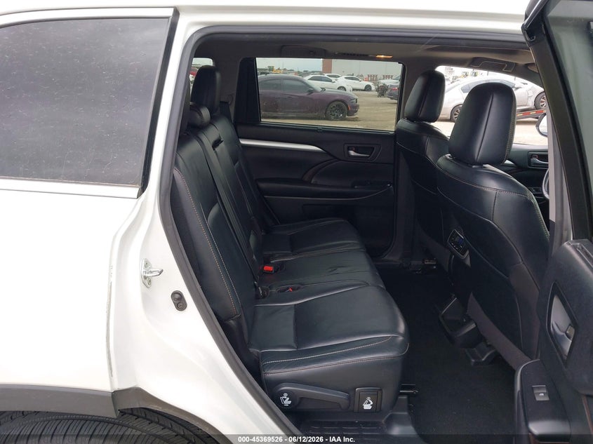 2017 Toyota Highlander VIN 5TDKZRFH7HS520155 IAAI salvage auction — HAIL, Original (Texas), sold $10,275 on 2026-07-15 (photo 8)