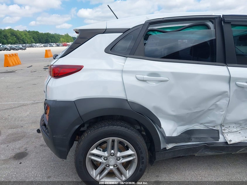 2020 Hyundai Kona VIN KM8K1CAAXLU416502 IAAI salvage auction — RIGHT SIDE, Salvage (Tennessee), sold $2,400 on 2026-07-16 (photo 6)