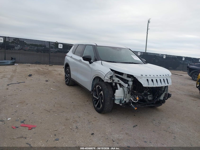 2024 Mitsubishi Outlander VIN JA4J3VA83RZ041500 IAAI salvage auction — FRONT END, Salvage (Texas), sold $3,550 on 2026-07-28 (photo 1)