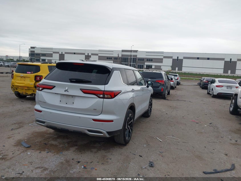 2024 Mitsubishi Outlander VIN JA4J3VA83RZ041500 IAAI salvage auction — FRONT END, Salvage (Texas), sold $3,550 on 2026-07-28 (photo 4)
