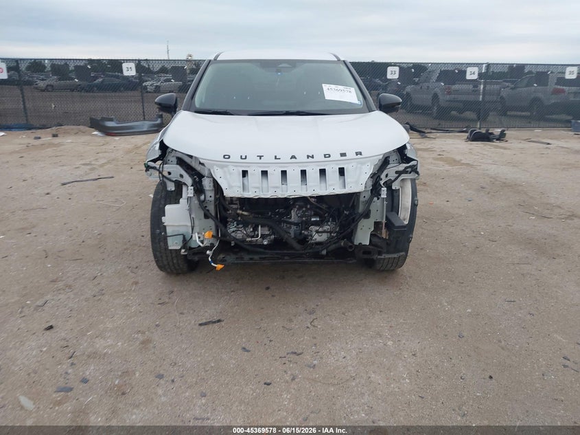 2024 Mitsubishi Outlander VIN JA4J3VA83RZ041500 IAAI salvage auction — FRONT END, Salvage (Texas), sold $3,550 on 2026-07-28 (photo 6)