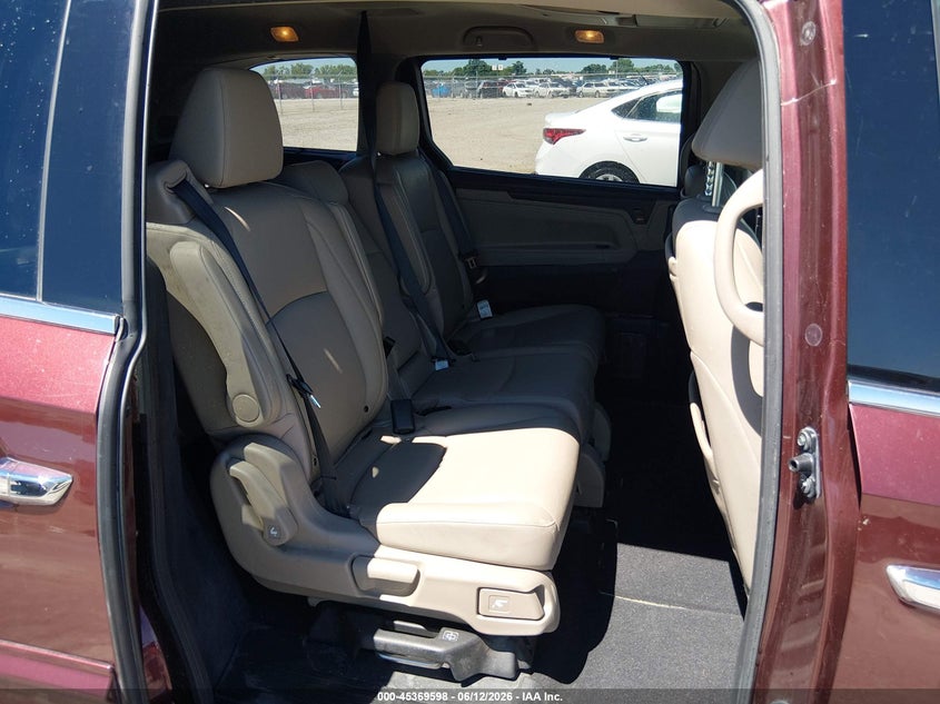 2018 Honda Odyssey VIN 5FNRL6H93JB049703 IAAI salvage auction — FRONT END, Salvage Title, sold $3,300 on 2026-08-04 (photo 8)