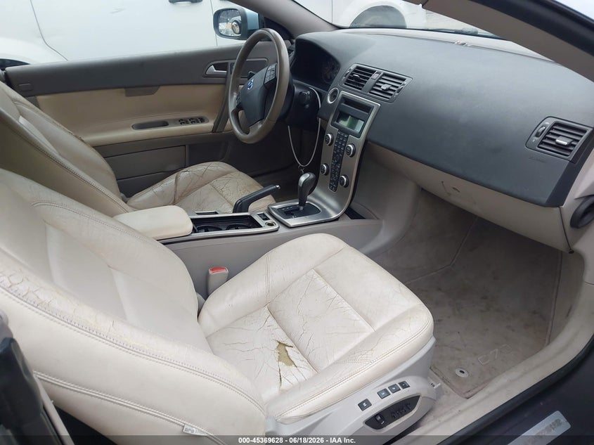 2009 Volvo C70 VIN YV1MC67209J075415 IAAI salvage auction — FRONT END, Salvage (Rhode Island), sold $25 on 2026-07-28 (photo 5)