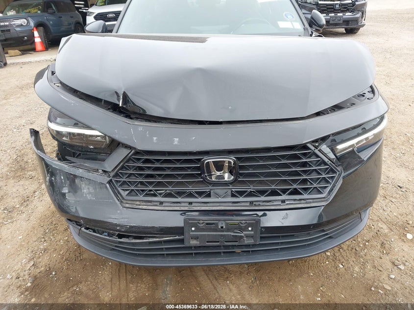 2023 Honda Accord VIN 1HGCY2F50PA047264 IAAI salvage auction — FRONT END, Wait Title, sold $9,300 on 2026-07-30 (photo 6)