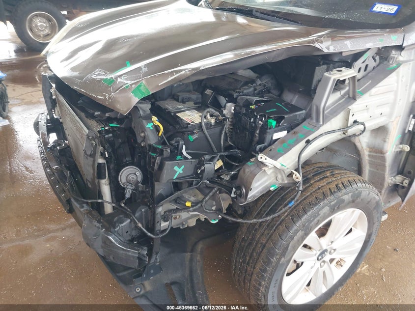 2019 Kia Sportage VIN KNDPM3AC4K7540801 IAAI salvage auction — FRONT END, Salvage Title, sold $2,350 on 2026-07-30 (photo 6)