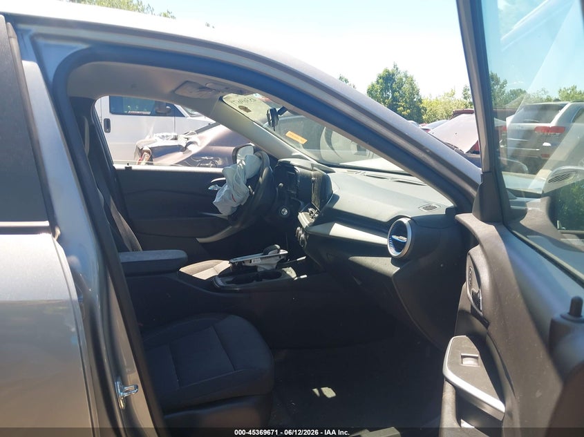 2025 Chevrolet Trax VIN KL77LFEP7SC129768 IAAI salvage auction — LEFT FRONT, Salvage (Ohio), sold $3,250 on 2026-07-28 (photo 5)