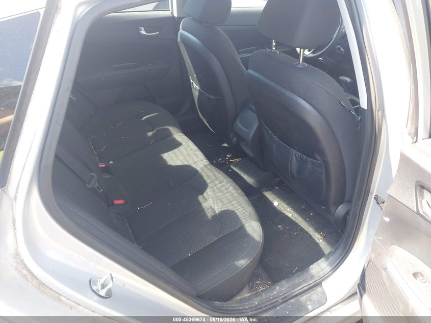 2016 Kia Optima VIN 5XXGT4L37GG028700 IAAI salvage auction — NORMAL WEAR, Clear (Virginia), sold $575 on 2026-07-21 (photo 8)