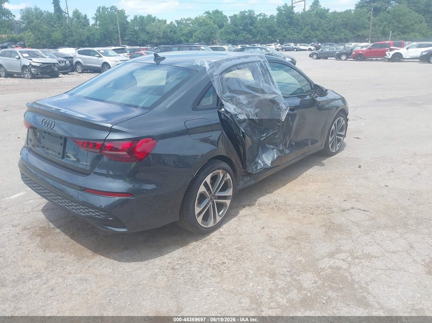 2025 Audi A3 VIN WAUGUDGY7SA126405 IAAI salvage auction — RIGHT SIDE, Salvage (Pennsylvania), sold $25 on 2026-07-24 (photo 4)