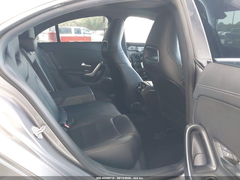 2020 Mercedes-benz Cla-klasse VIN WDD5J4HB3LN071500 IAAI salvage auction — FRONT END, Salvage Title, sold $8,100 on 2026-07-17 (photo 8)