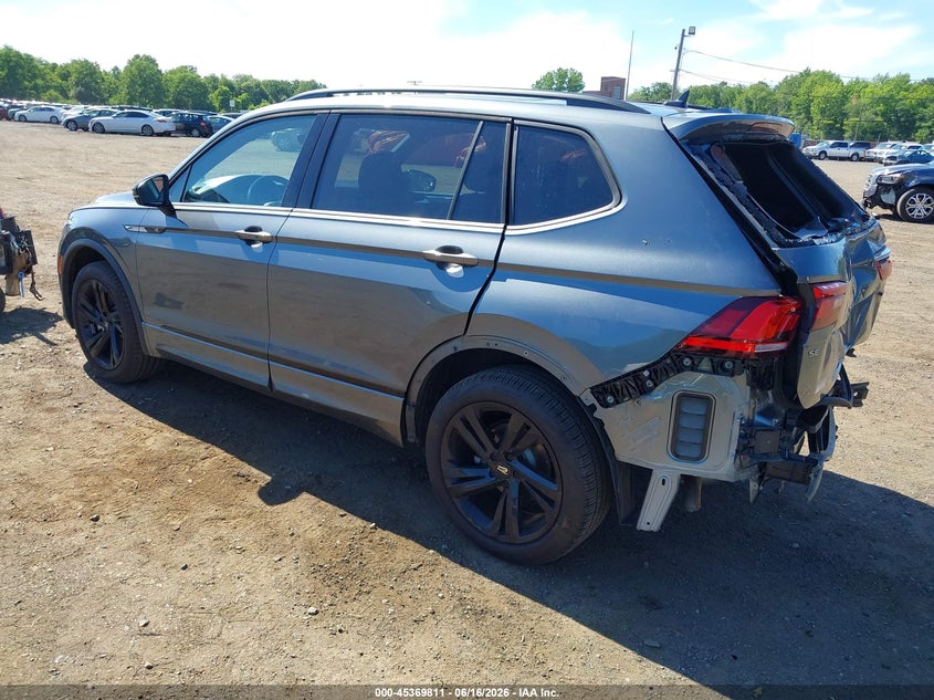 2023 Volkswagen Tiguan VIN 3VV8B7AX7PM127063 IAAI salvage auction — REAR END, Salvage Title, sold $8,300 on 2026-08-14 (photo 3)