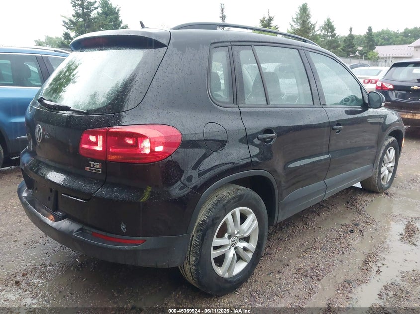 2016 Volkswagen Tiguan VIN WVGBV7AXXGK000497 IAAI salvage auction — HAIL, Salvage Title, sold $25 on 2026-07-29 (photo 4)