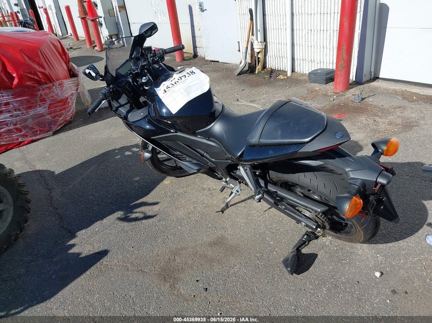2023 Yamaha Yzf VIN MH3RH18Y5PK012869 IAAI salvage auction — FRONT END, Mv-907A (New York), sold $25 on 2026-07-29 (photo 3)