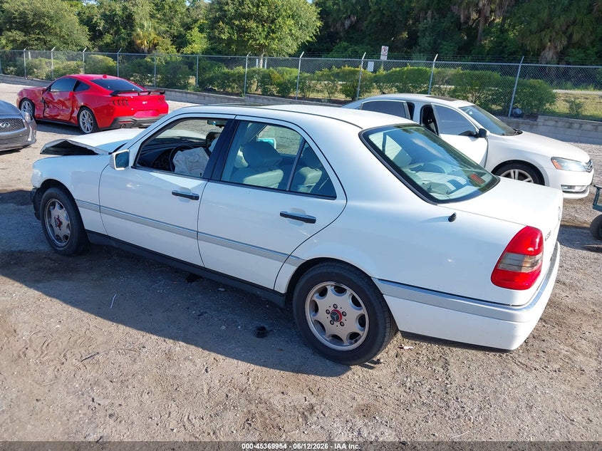 1997 Mercedes-benz C-klasse VIN WDBHA28E9VA510567 IAAI salvage auction — FRONT END, Rebuildable (Florida), sold $275 on 2026-07-09 (photo 3)