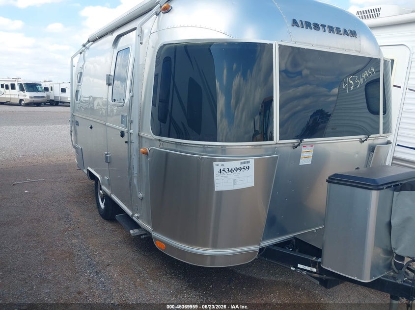 2020 Airstream Other VIN 1STCMAA15LJ550549 — IAAI salvage auction photo