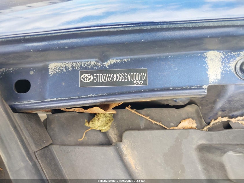 2006 Toyota Sienna VIN 5TDZA23C66S400012 IAAI salvage auction — LEFT FRONT, Clear (Virginia), sold $400 on 2026-07-07 (photo 9)