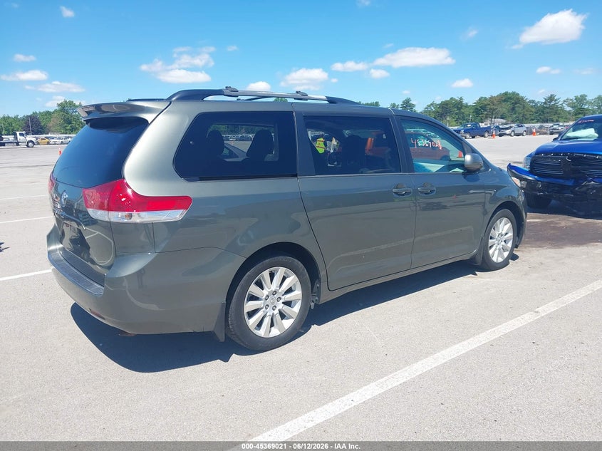 2013 Toyota Sienna VIN 5TDDK3DC1DS056968 IAAI salvage auction — LEFT SIDE, Clear (Indiana), sold $3,450 on 2026-07-24 (photo 4)