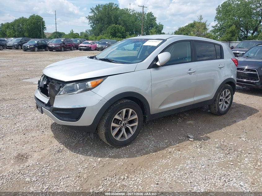2016 Kia Sportage VIN KNDPB3AC2G7861359 IAAI salvage auction — FRONT END, Salvage (Ohio), sold $2,000 on 2026-07-29 (photo 2)