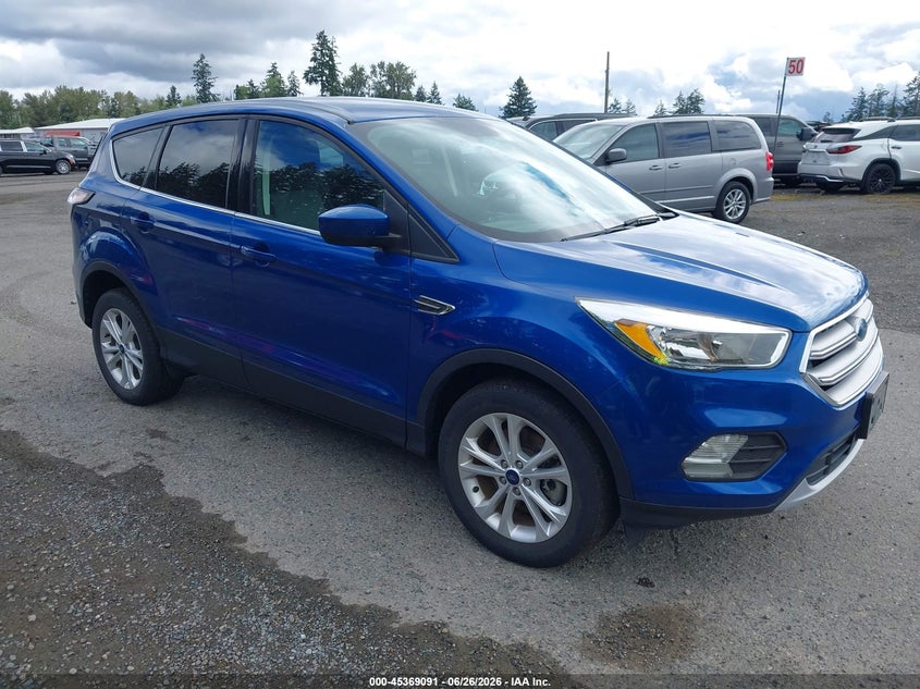 2017 Ford Escape VIN 1FMCU9GD9HUE50292 — IAAI salvage auction photo