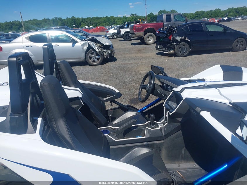 2019 Polaris Slingshot VIN 57XAASFA6K8135749 IAAI salvage auction — LEFT FRONT, Salvage - Greater Than 75% (Maryland), sold $1,600 on 2026-07-08 (photo 8)
