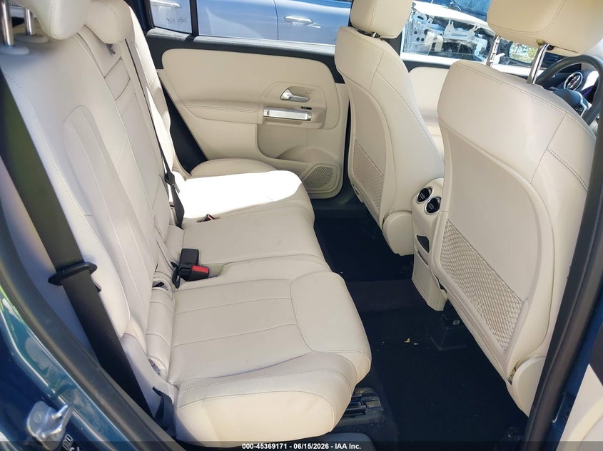 2023 Mercedes-benz Glb VIN W1N4M4HB9PW333297 IAAI salvage auction — REAR END, Salvage Title, sold $10,600 on 2026-07-23 (photo 8)