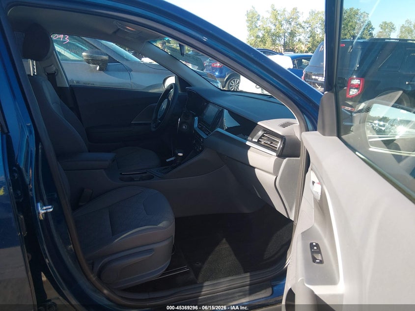 2021 Kia Niro VIN KNDCB3LC7M5471134 IAAI salvage auction — RIGHT FRONT, Salvage (Ohio), sold $6,875 on 2026-07-21 (photo 5)