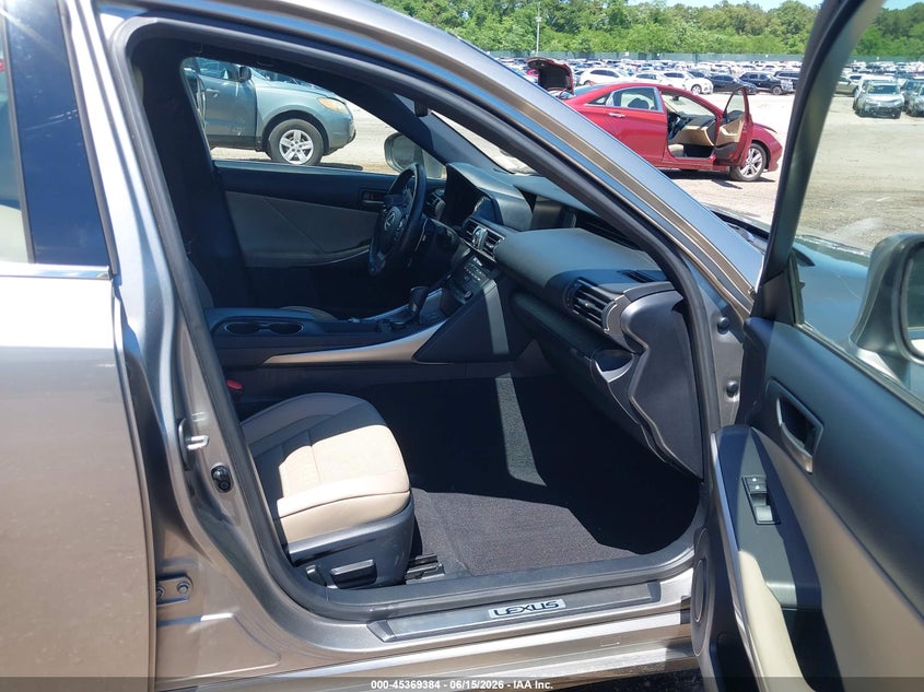 2019 Lexus Is VIN JTHC81D25K5038660 IAAI salvage auction — LEFT REAR, Mv-907A (New York), sold $12,350 on 2026-07-28 (photo 5)