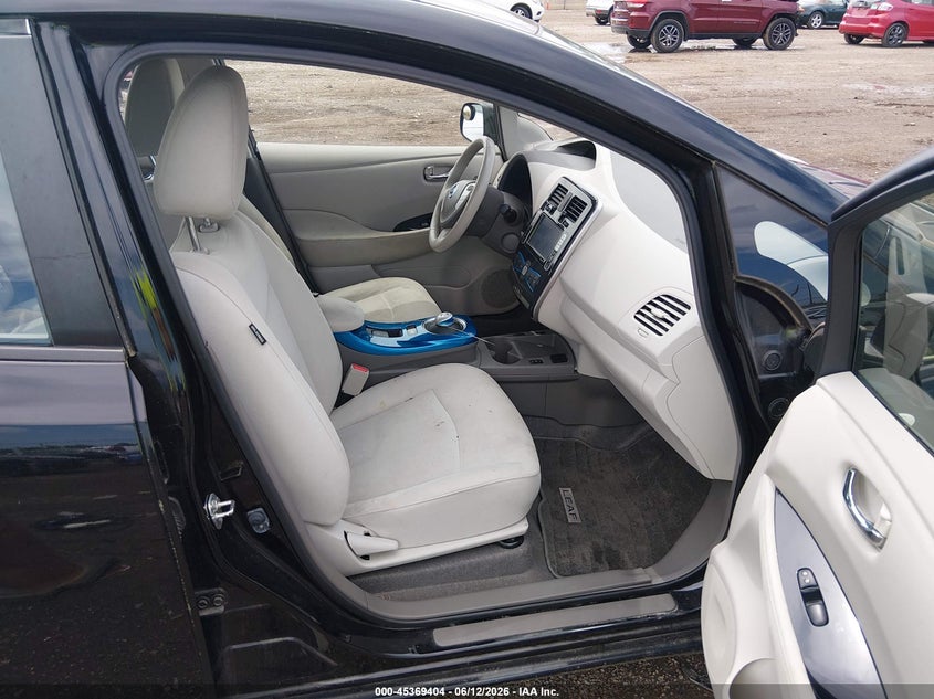 2012 Nissan Leaf VIN JN1AZ0CP4CT017442 IAAI salvage auction — NORMAL WEAR, Salvage Title, sold $275 on 2026-07-23 (photo 5)