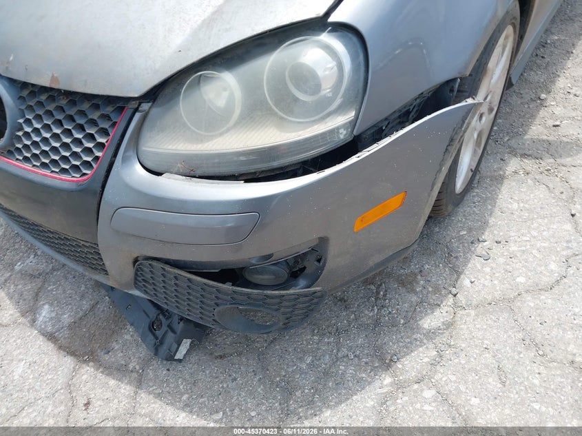 2009 Volkswagen Gti VIN WVWED71K89W054210 IAAI salvage auction — NORMAL WEAR, Clear (Pennsylvania), sold $450 on 2026-07-24 (photo 6)