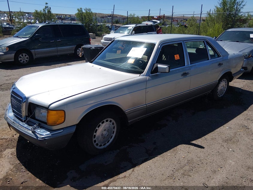 1987 Mercedes-benz 420 VIN WDBCA35D8HA284649 IAAI salvage auction — NORMAL WEAR, Salvage (New Mexico), sold $275 on 2026-07-29 (photo 2)