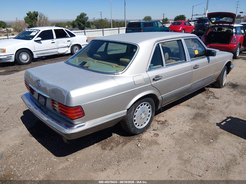 1987 Mercedes-benz 420 VIN WDBCA35D8HA284649 IAAI salvage auction — NORMAL WEAR, Salvage (New Mexico), sold $275 on 2026-07-29 (photo 4)