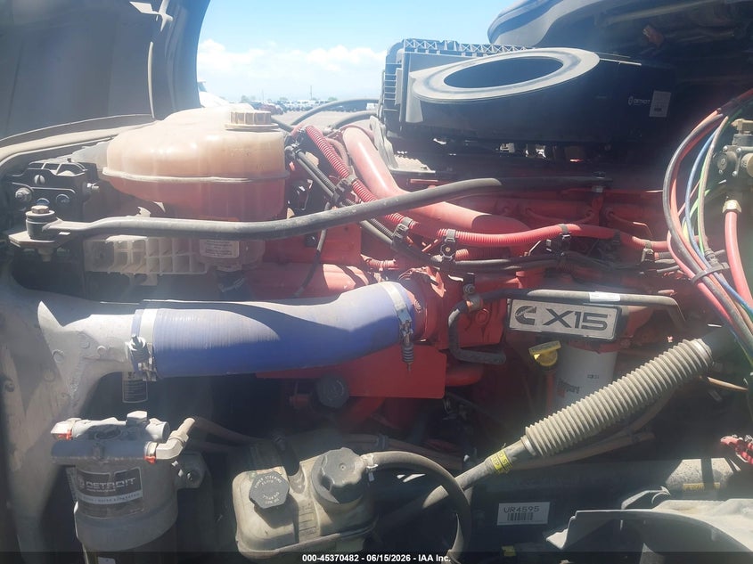 2024 Freightliner New cascadia 126 VIN 3AKJHHFG2RSUR4595 IAAI salvage auction — FRONT END, Clear (Colorado), sold $57,500 on 2026-07-22 (photo 9)