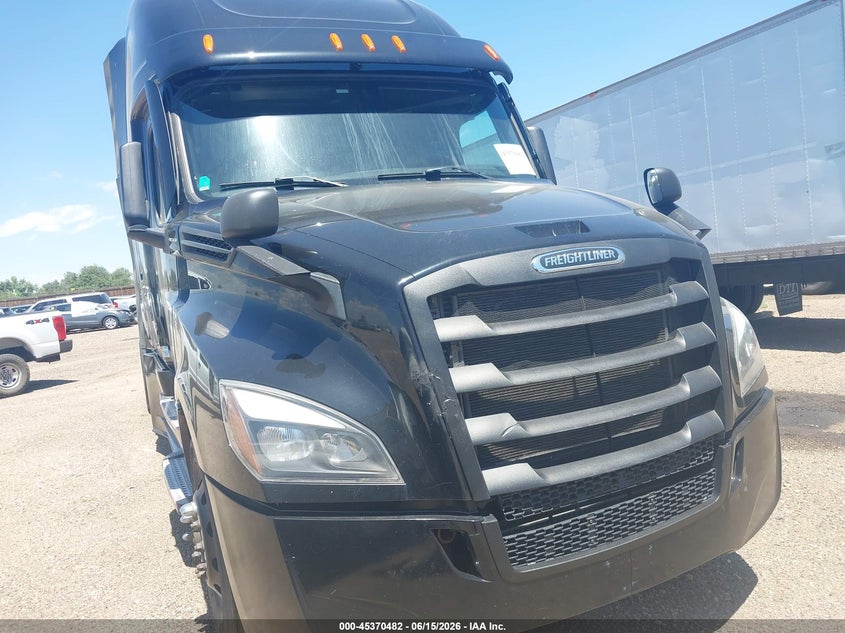 2024 Freightliner New cascadia 126 VIN 3AKJHHFG2RSUR4595 IAAI salvage auction — FRONT END, Clear (Colorado), sold $57,500 on 2026-07-22 (photo 1)