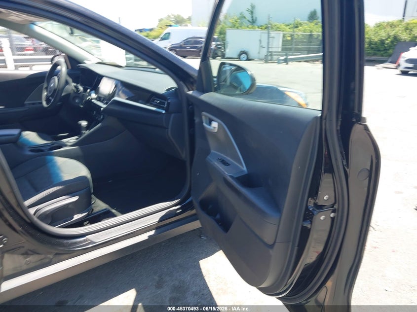 2020 Kia Niro VIN KNDCB3LC1L5362702 IAAI salvage auction — REAR END, Salvage (North Carolina), sold $1,400 on 2026-07-29 (photo 5)