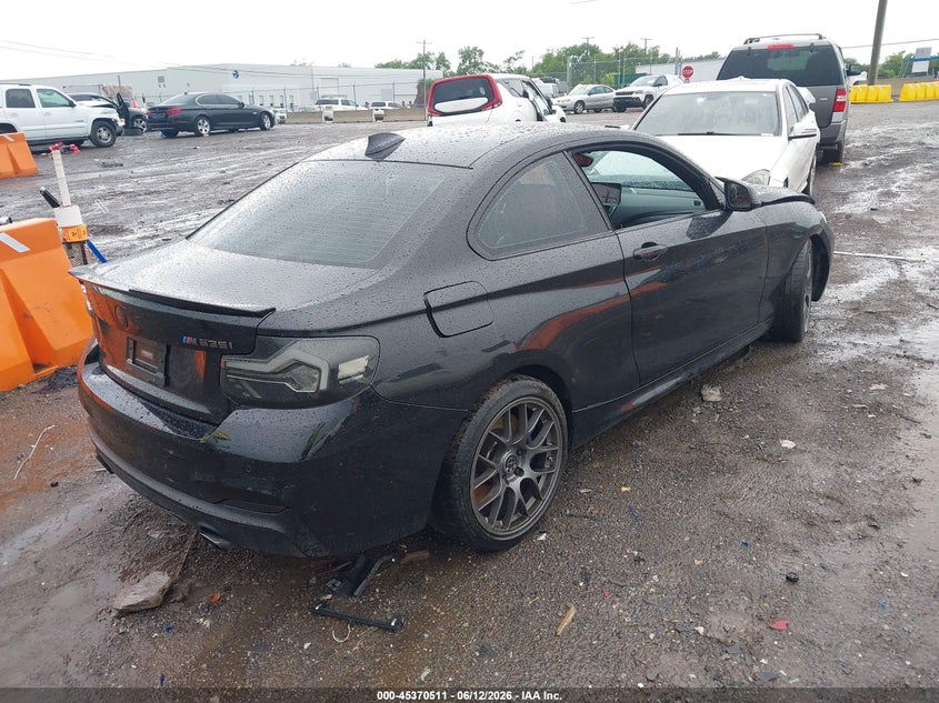 2016 BMW M2 VIN WBA1J7C54GV359413 IAAI salvage auction — LEFT FRONT, Salvage Title, sold $2,200 on 2026-08-09 (photo 4)