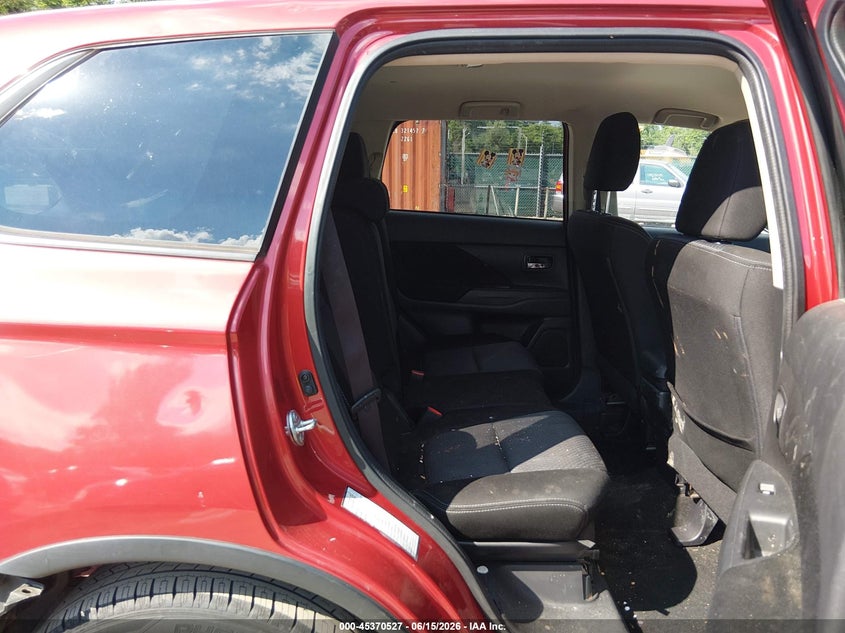 2018 Mitsubishi Outlander VIN JA4AD3A36JZ032199 IAAI salvage auction — REAR END, Salvage - Greater Than 75% (Maryland), sold $3,700 on 2026-07-09 (photo 8)