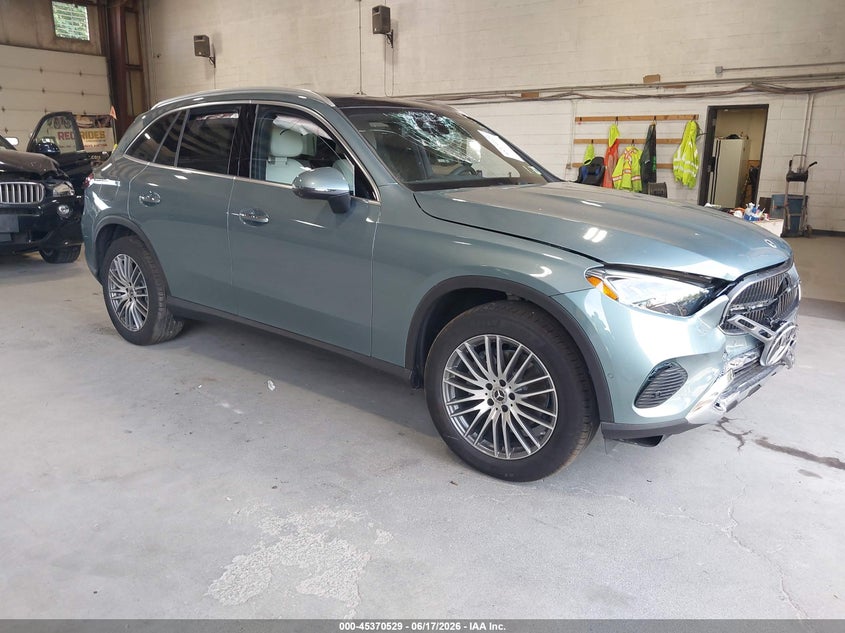 2026 Mercedes-benz Glc VIN W1NKM4HB2TF513349 — IAAI salvage auction photo