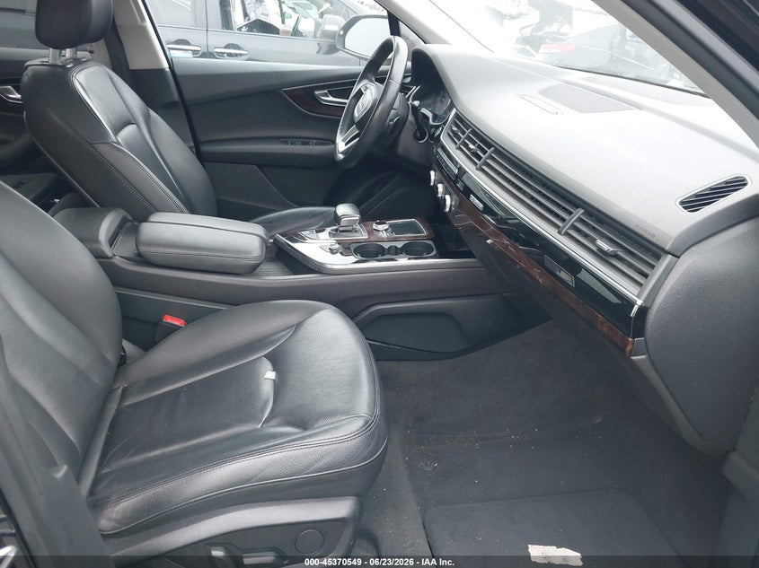 2018 Audi Q7 VIN WA1AAAF76JD051101 IAAI salvage auction — THEFT, Wait Title, sold $6,300 on 2026-09-06 (photo 5)