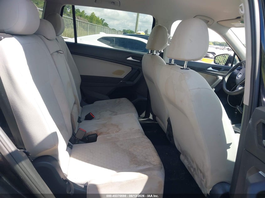 2020 Volkswagen Tiguan VIN 3VV1B7AX0LM102940 IAAI salvage auction — REAR END, Salvage (Louisiana), sold $2,250 on 2026-07-28 (photo 8)