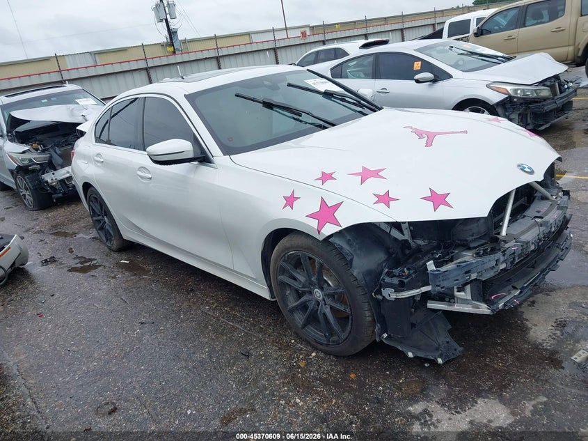 2020 BMW 3er VIN 3MW5R1J04L8B36803 — IAAI salvage auction photo