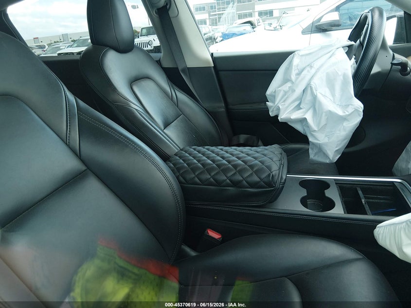 2022 Tesla Model y VIN 7SAYGAEE8NF365837 IAAI salvage auction — FRONT END, Original (Texas), sold $7,750 on 2026-09-05 (photo 5)