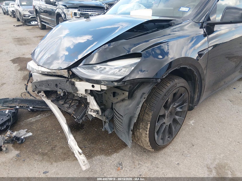 2022 Tesla Model y VIN 7SAYGAEE8NF365837 IAAI salvage auction — FRONT END, Original (Texas), sold $7,750 on 2026-09-05 (photo 6)