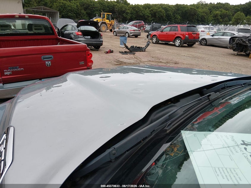 2019 Ram 1500 VIN 1C6SRFFT0KN500952 IAAI salvage auction — HAIL, Clear (Wisconsin), sold $12,000 on 2026-07-29 (photo 6)