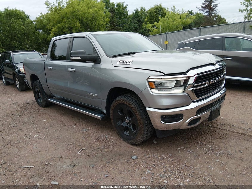 2019 Ram 1500 VIN 1C6SRFFT0KN500952 IAAI salvage auction — HAIL, Clear (Wisconsin), sold $12,000 on 2026-07-29 (photo 1)