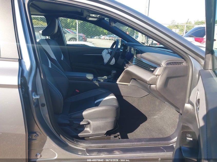 2025 Toyota Camry VIN 4T1DAACK5SU613630 IAAI salvage auction — FRONT END, Salvage Title, sold $9,000 on 2026-07-29 (photo 5)